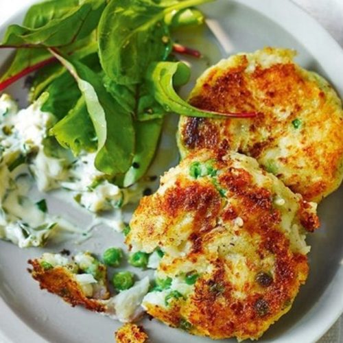 Fishcakes with tartare sauce